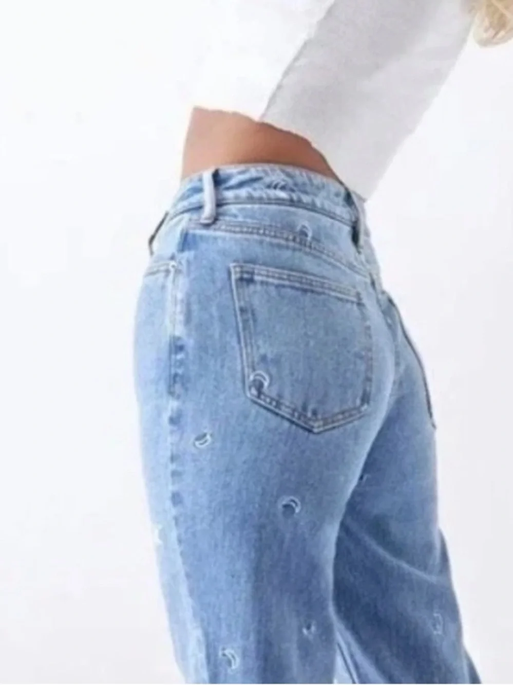 PacSun Light Blue Denim Embroidered Over The Moon High Waist Mom Jeans Size 25 - Picture 2 of 10